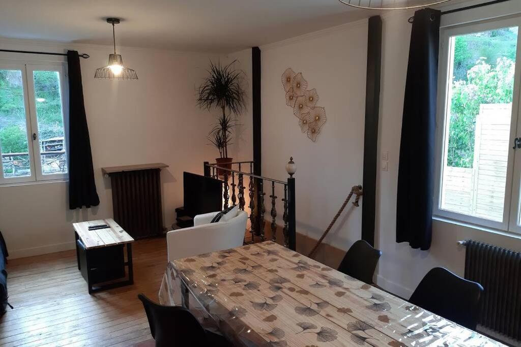 אבלון La Petite Maison Dans La Vallee מראה חיצוני תמונה