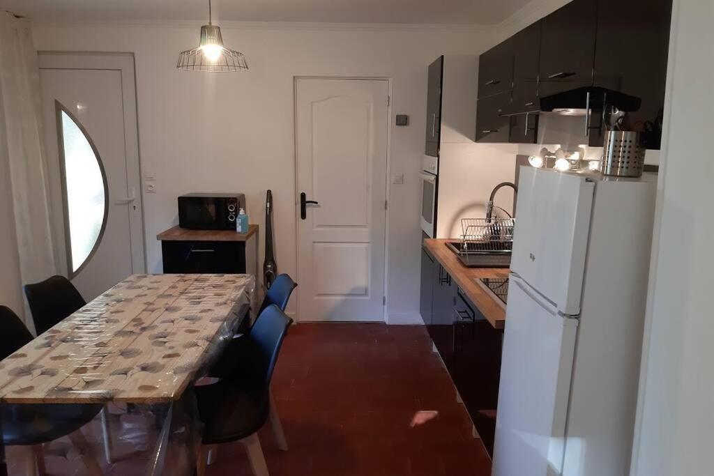 אבלון La Petite Maison Dans La Vallee מראה חיצוני תמונה